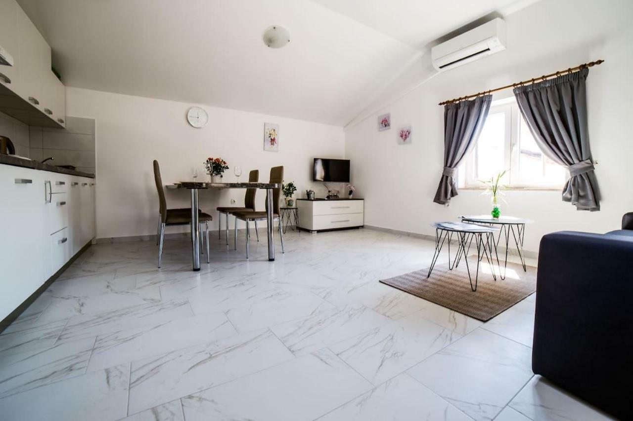Apartment Podini Brseč Kültér fotó