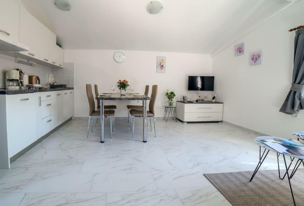 Apartment Podini Brseč Kültér fotó