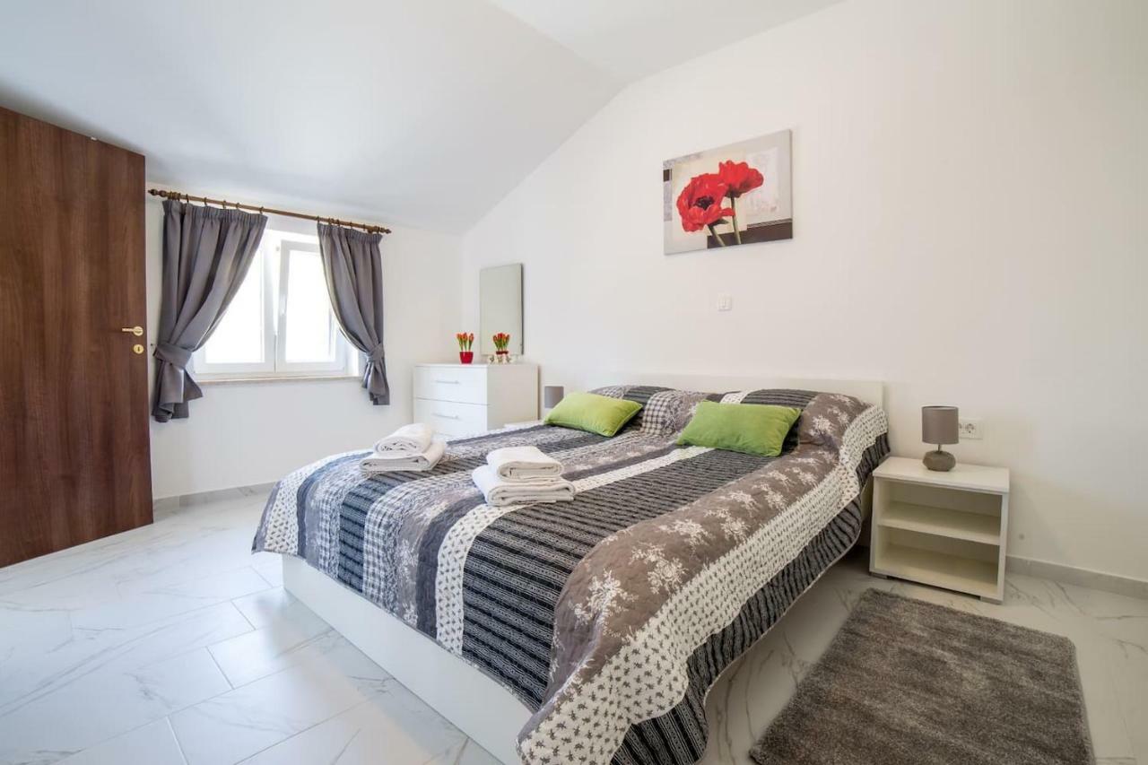 Apartment Podini Brseč Kültér fotó